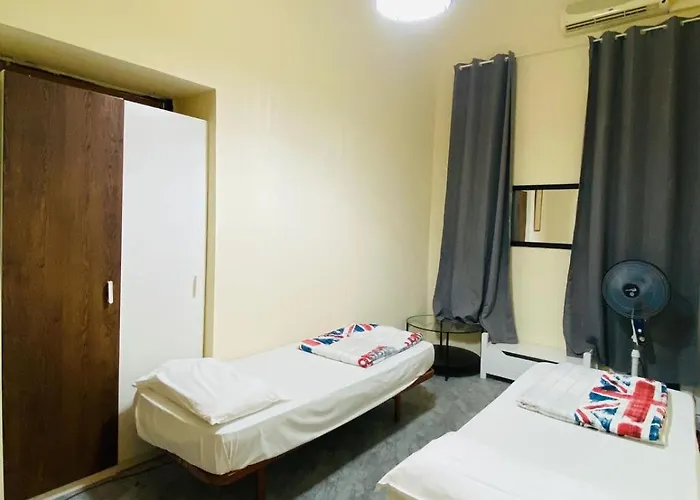 Roma Rock Rooms Guest House *